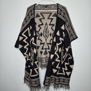 Style & Co Asymmetrical Aztec Printed Woven Open Front Shawl Poncho L